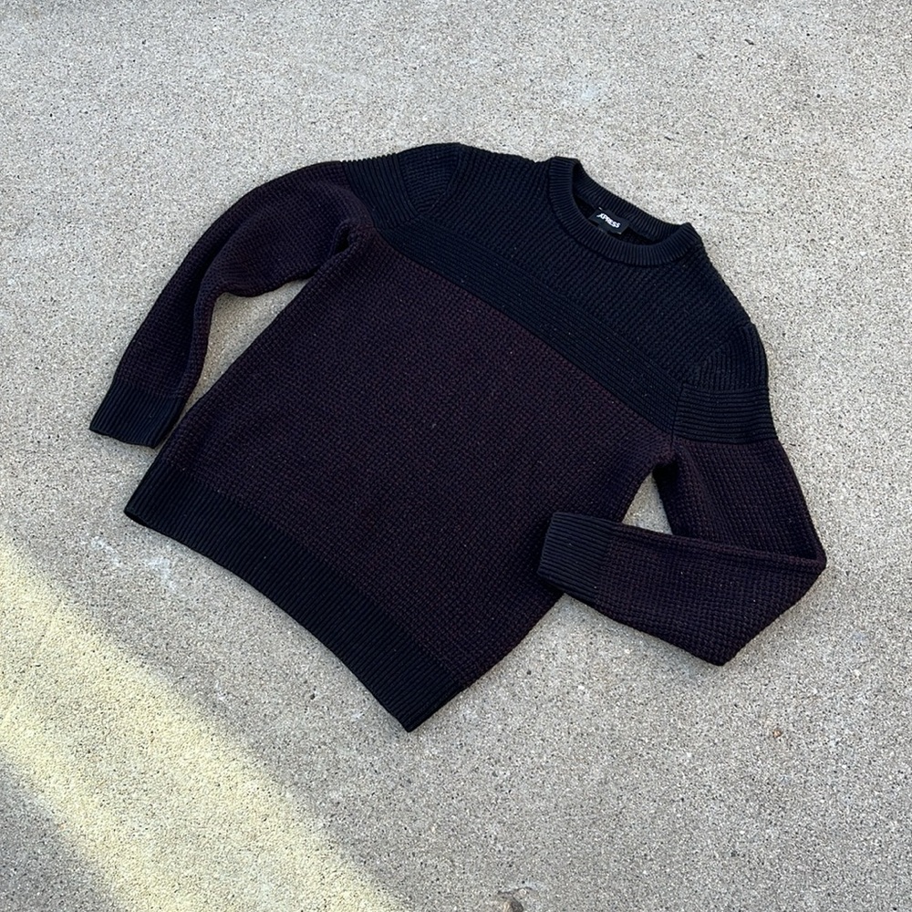 BUNDLE 2/$12 🔥 - EXPRESS - Picture 2 of 7